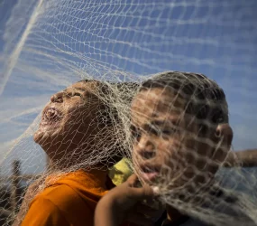 زوارق إسرائيلية تستهدف صيادين شمال قطاع غزة