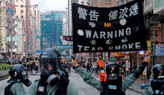Hong Kong Anti-Government Protests Spur 30% Decline in Christmas Business Revenue