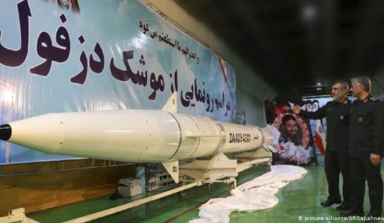 Iran Says Its Missiles Pose No Threat to Regional States, Refuses to Ditch Them