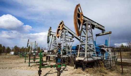 Can’t Live Without You? Why US is Stockpiling Russian Oil Amid Overproduction Crisis on Market