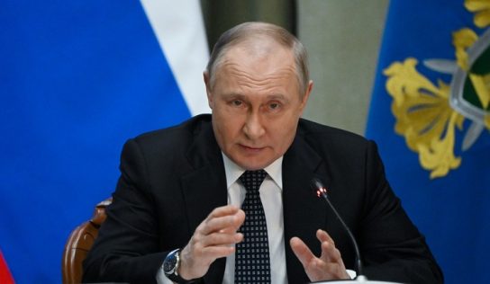 Putin promises ‘lightning’ response to strategic threats to Russia