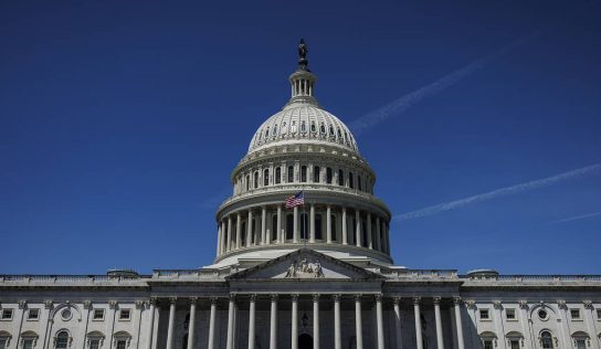 US House approves $40 billion in aid to Ukraine