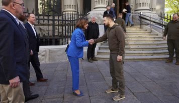 Pelosi makes surprise visit to Kiev