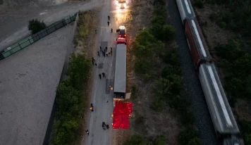50 migrants found dead inside tractor-trailer in San Antonio