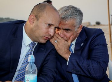 Bennett, Lapid to vote on dissolving parliament