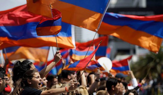 Dozens hospitalized amid clashes in Armenia (VIDEO)
